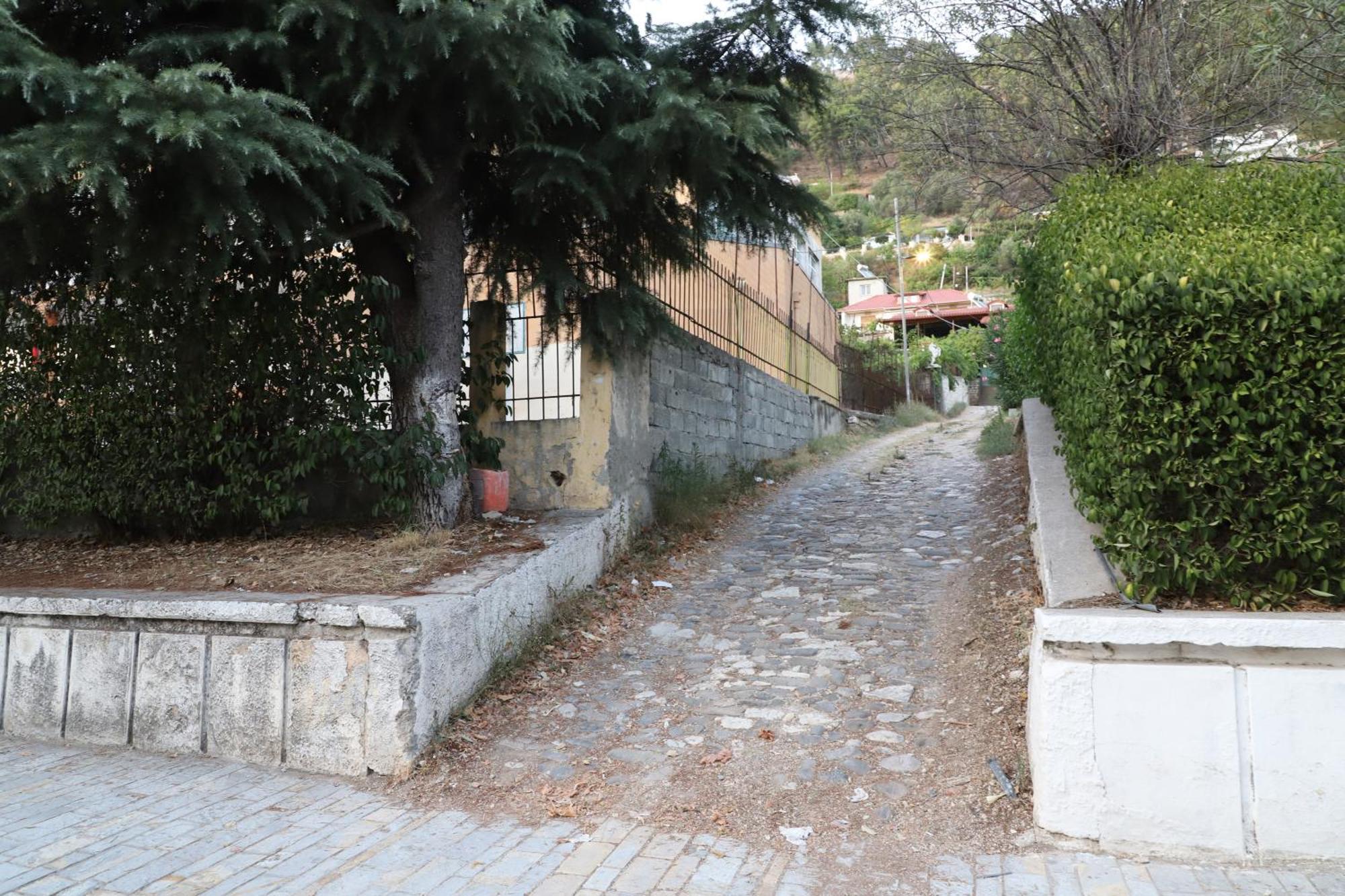 Guesthouse Kazazi Berat Esterno foto